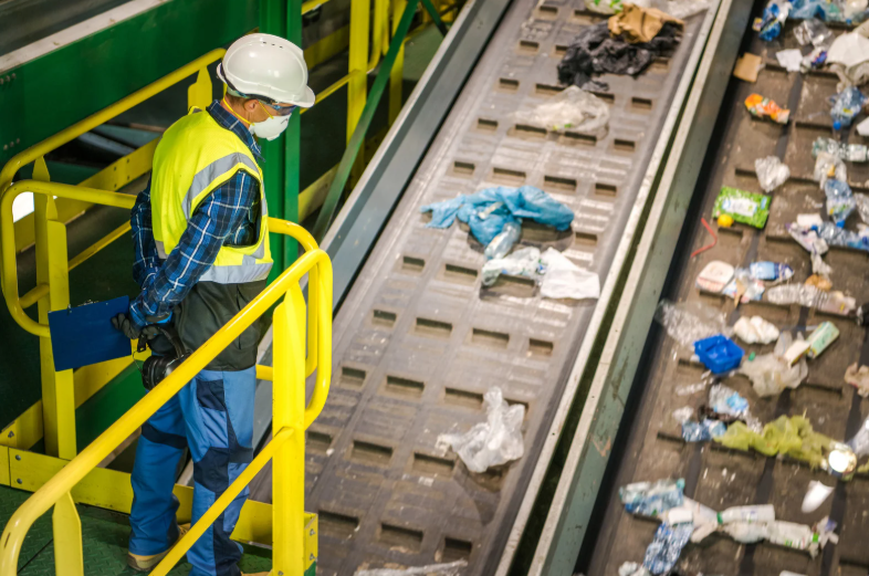 Meewerkend Voorman Afvalsortering